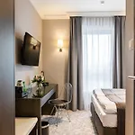 Hotel Mansor Ząbki