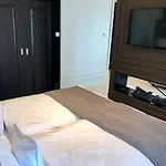 Mansor Hotel Ząbki